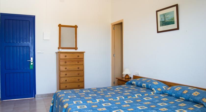 Hostal Mayans Es Pujols Exteriör bild